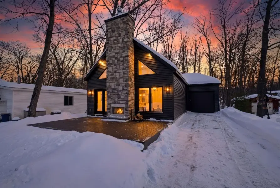 557 Bayview DR, Constance Bay - Dunrobin - Kilmaurs - Woodlawn, ON K0A 3M0