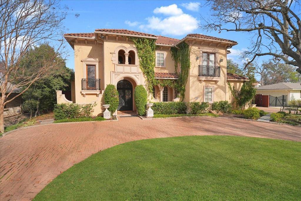 6807 Lupton Drive, Dallas, TX 75225