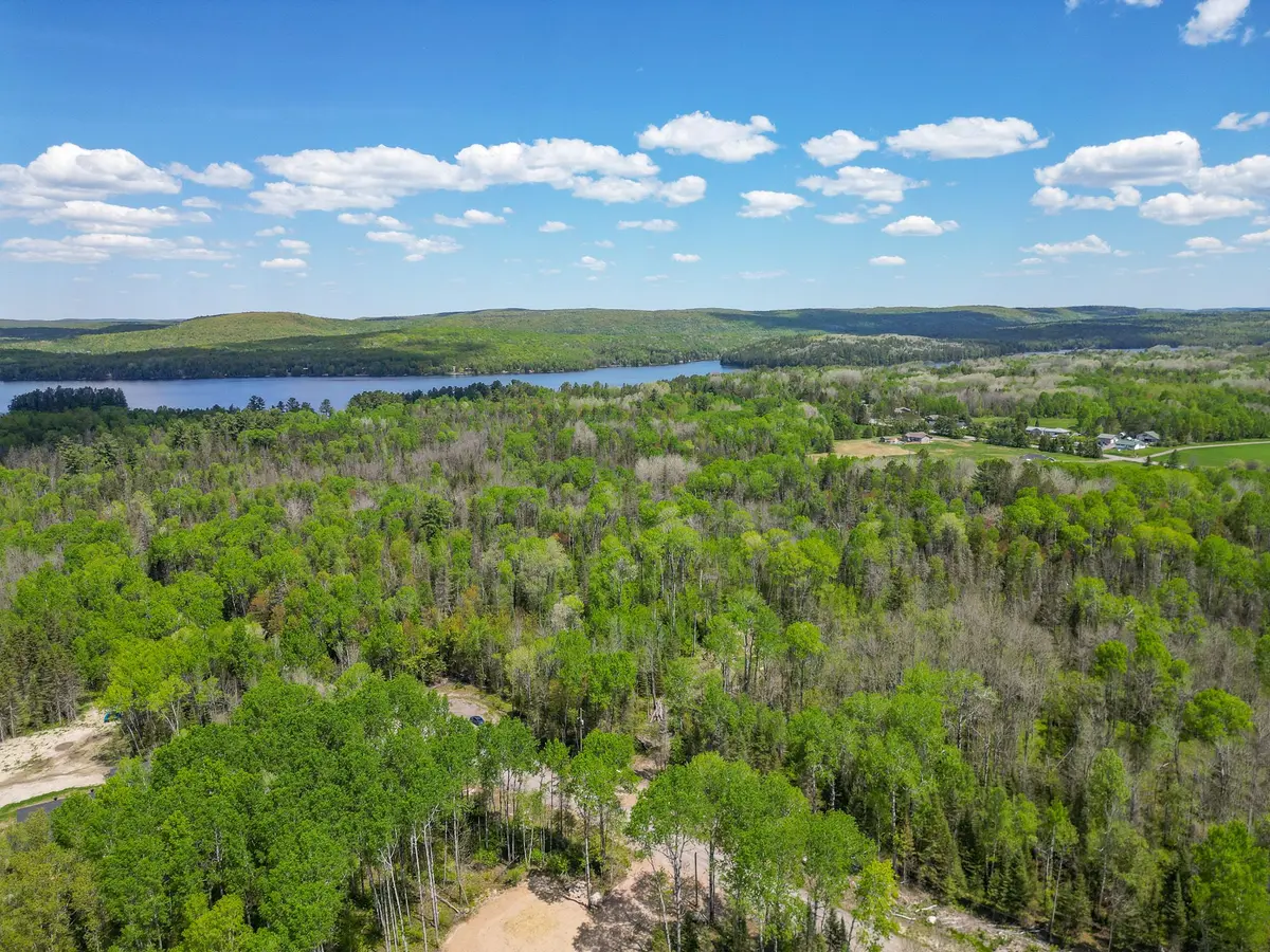 13 One Mile RD, East Ferris, ON P0H 1K0