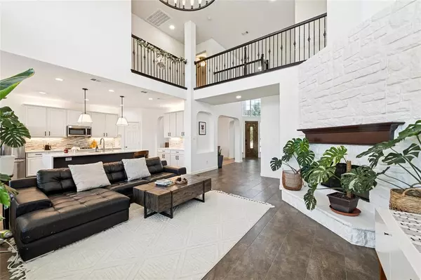 10249 Candlewyck Street, Fort Worth, TX 76244