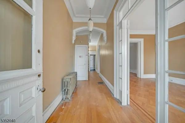 589 Dr Martin Luther King Jr, Newark City, NJ 07102