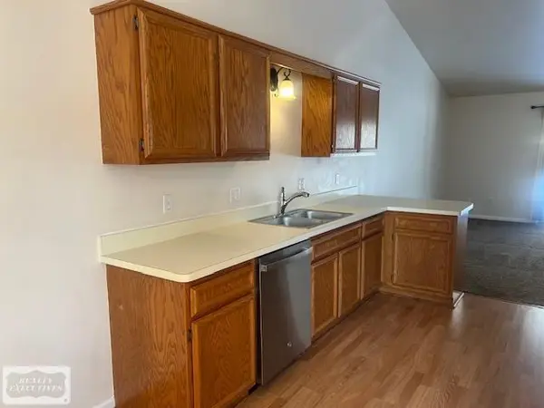 11583 Michael DR, Washington Twp, MI 48094