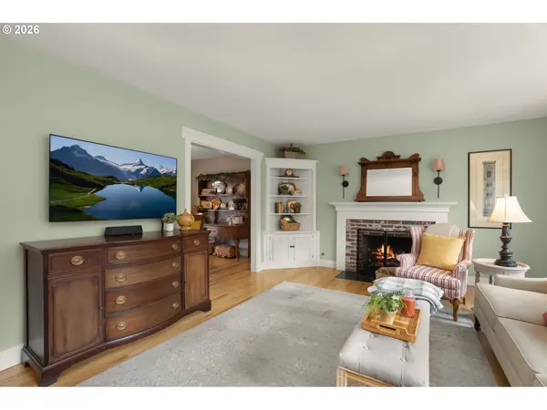 13705 NW PETTYGROVE ST, Portland, OR 97229