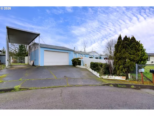 Molalla, OR 97038,800 MATHIAS CT