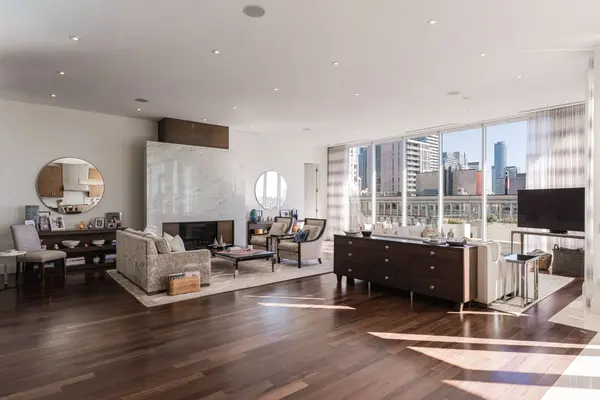 155 Cumberland ST #1201, Toronto C02, ON M5R 1A2