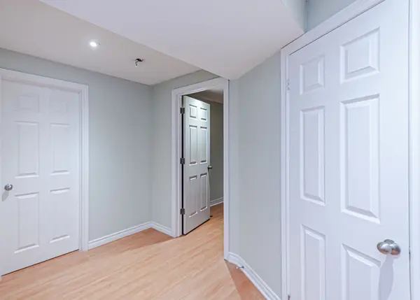 84 Maple Valley RD, Vaughan, ON L6A 0X8