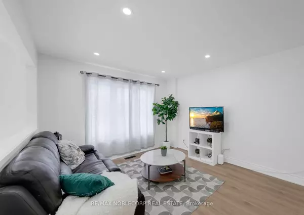 Essa, ON L3W 0K8,76 Edenbridge DR