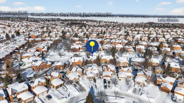 25 Falling Brook DR, Barrie, ON L4N 7E9