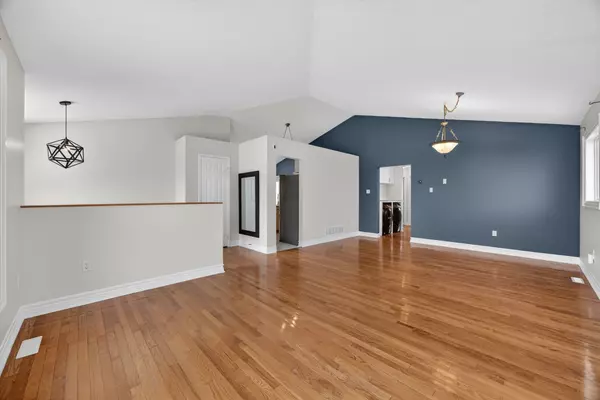 Barrie, ON L4N 6V2,12 Webb ST