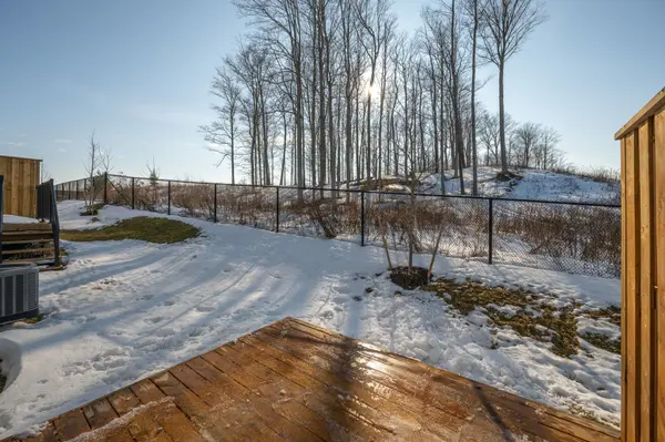 72-1175 Riverbend RD, London South, ON N6K 0L2