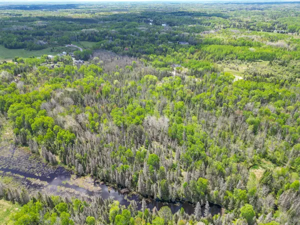 13 One Mile RD, East Ferris, ON P0H 1K0