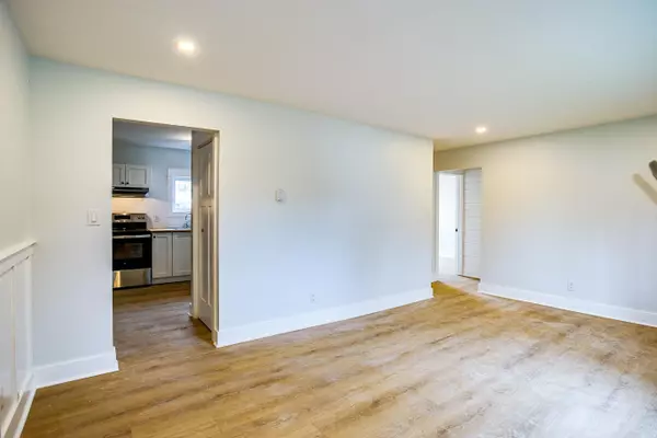 Fort Erie, ON L0S 1B0,316 Elmwood AVE #2