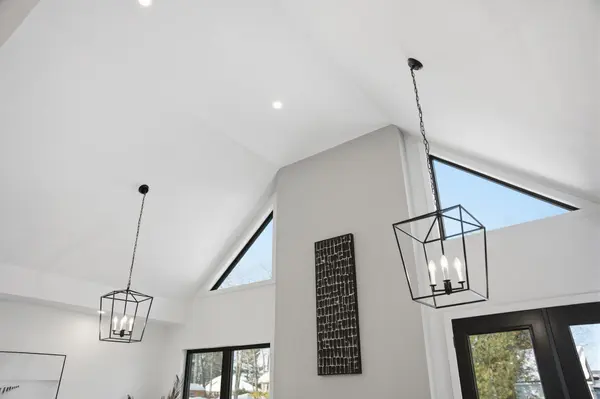 557 Bayview DR, Constance Bay - Dunrobin - Kilmaurs - Woodlawn, ON K0A 3M0