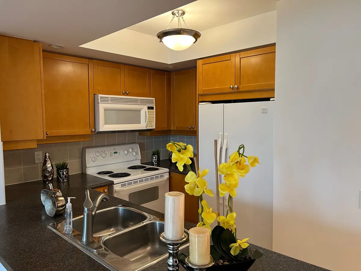 15 NorthTown WAY #1024, Toronto C07, ON M3N 7A2