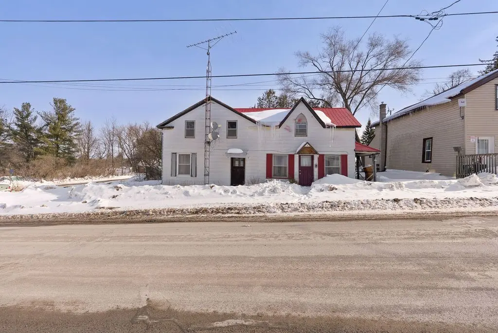 25 Thomas ST, Tweed, ON K0K 3H0