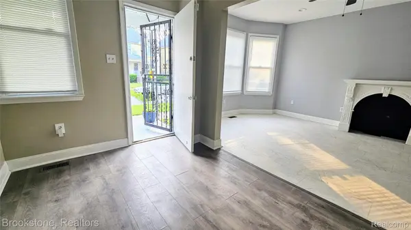 2520 Seyburn ST, Detroit, MI 48214