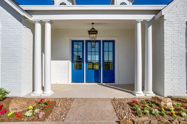 Benbrook, TX 76126,8129 Spanish Hills