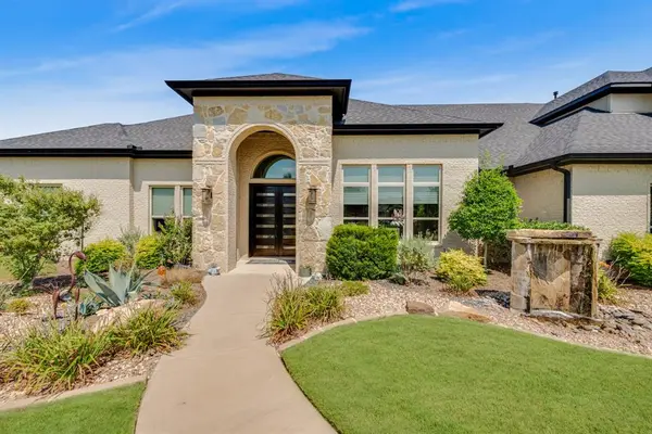 125 Kyle Court, Double Oak, TX 75077