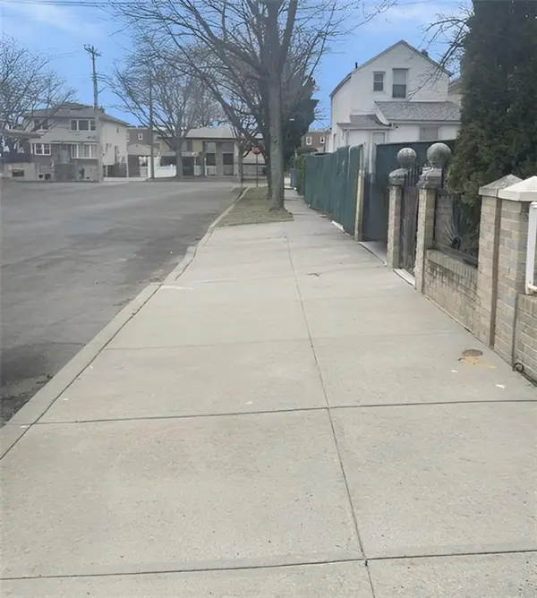 14450 166th ST, Jamaica, NY 11434