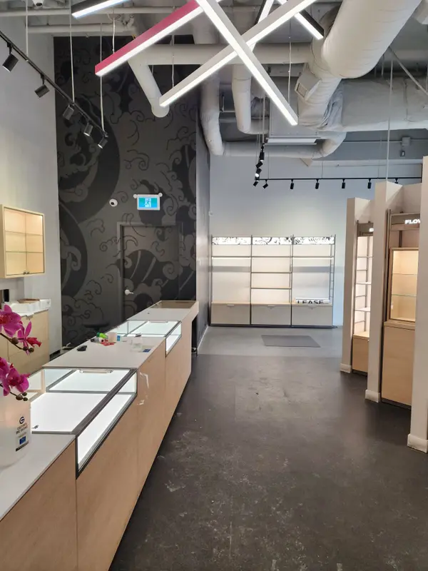 22A Bathurst ST, Toronto C01, ON M5V 0C6