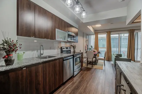 150 East Liberty ST #1605, Toronto C01, ON M6K 3R5