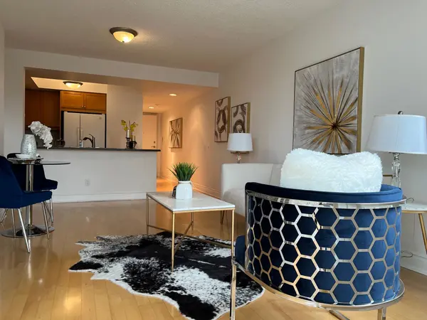 15 NorthTown WAY #1024, Toronto C07, ON M3N 7A2