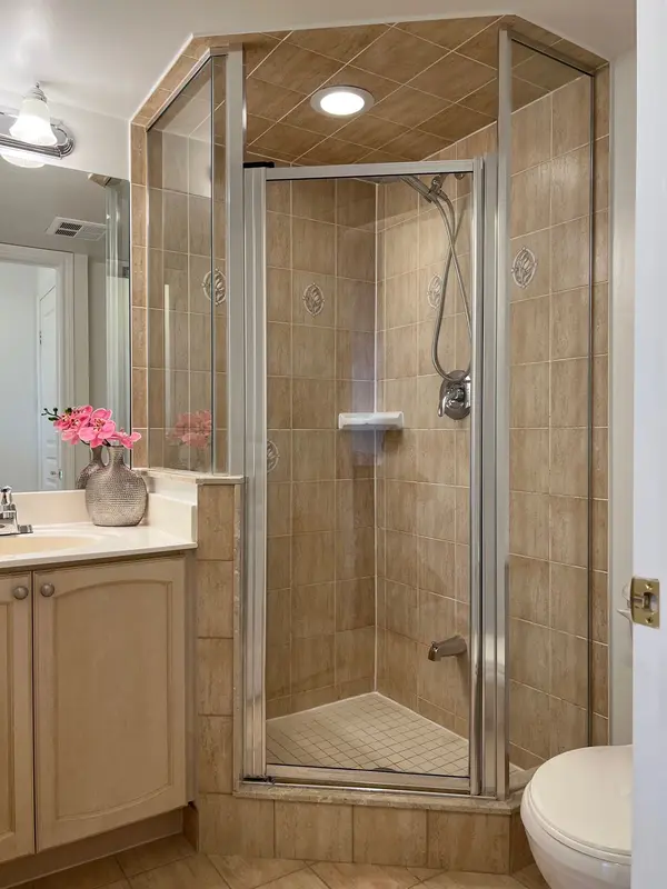 15 NorthTown WAY #1024, Toronto C07, ON M3N 7A2