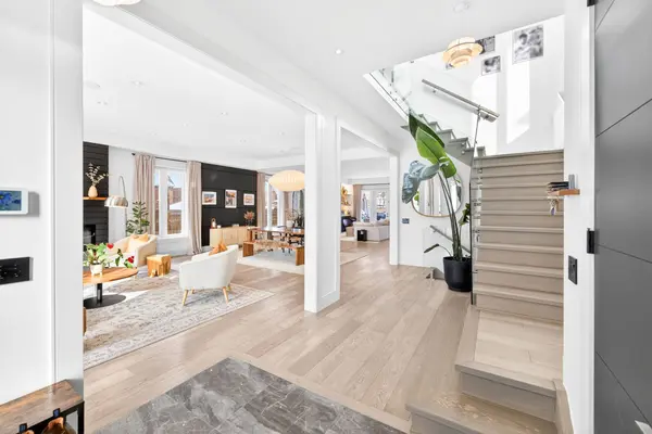 69 Mystic AVE, Toronto E06, ON M1L 4H1