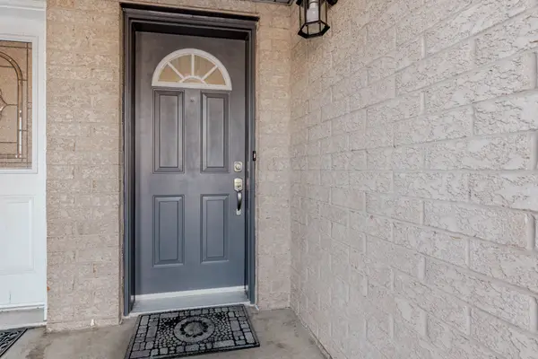 83 Spadina RD, Brampton, ON L6X 4X6