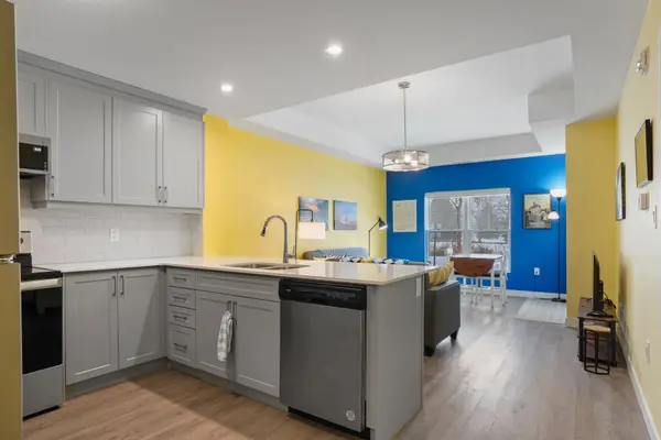 100 The Promenade #111, Central Elgin, ON N5L 1C5