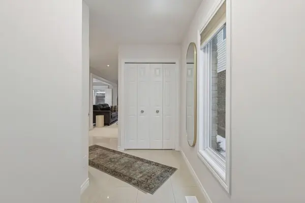 409 Tealby CRES, Waterloo, ON N2J 4Y8