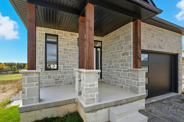 Haldimand, ON N0E 1E0,137 Pike Creek DR