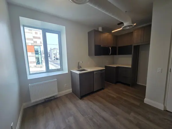 Belleville, ON K8N 2Z6,241 Front ST #201