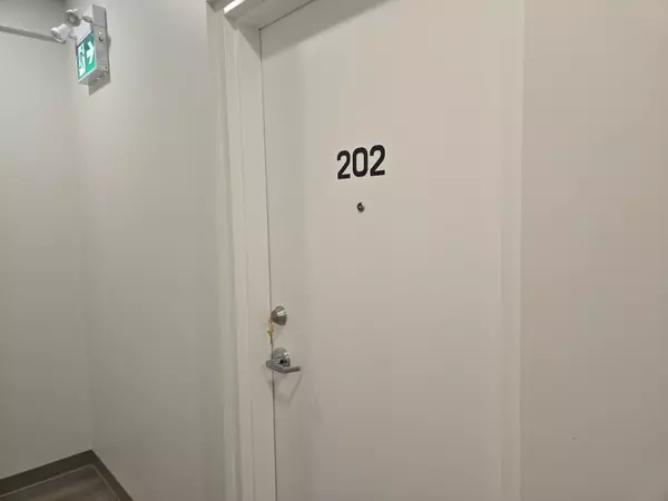 Belleville, ON K8N 2Z6,241 Front ST #202