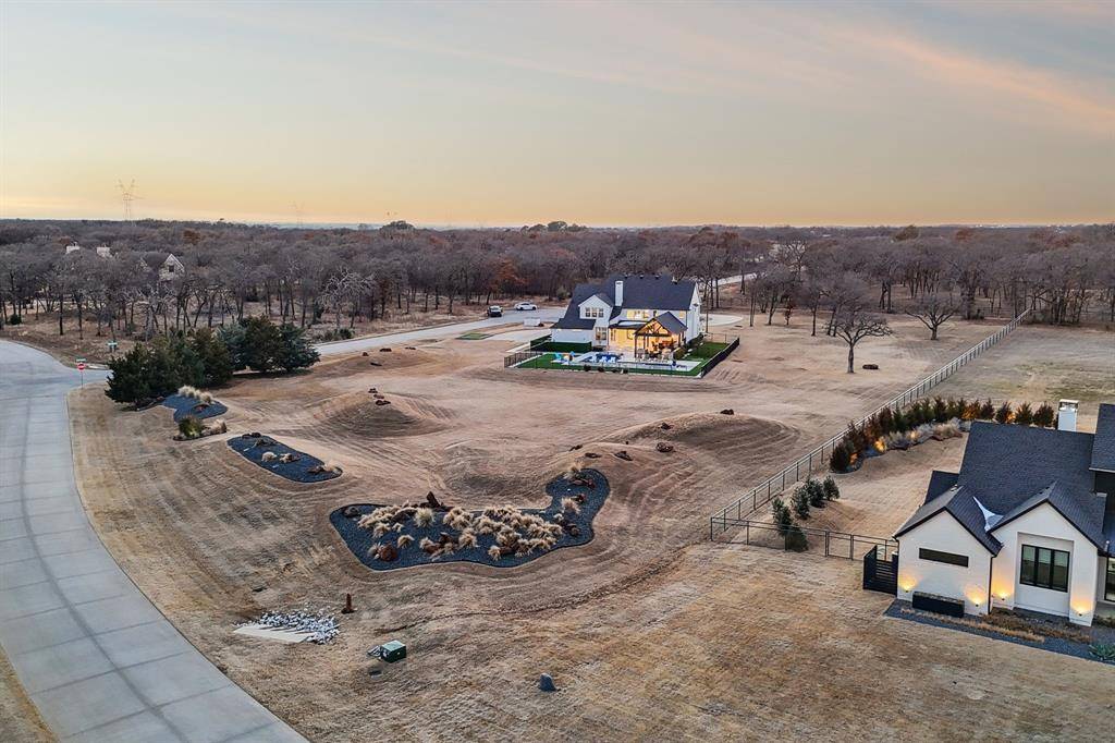 1001 Hat Creek Road, Bartonville, TX 76226