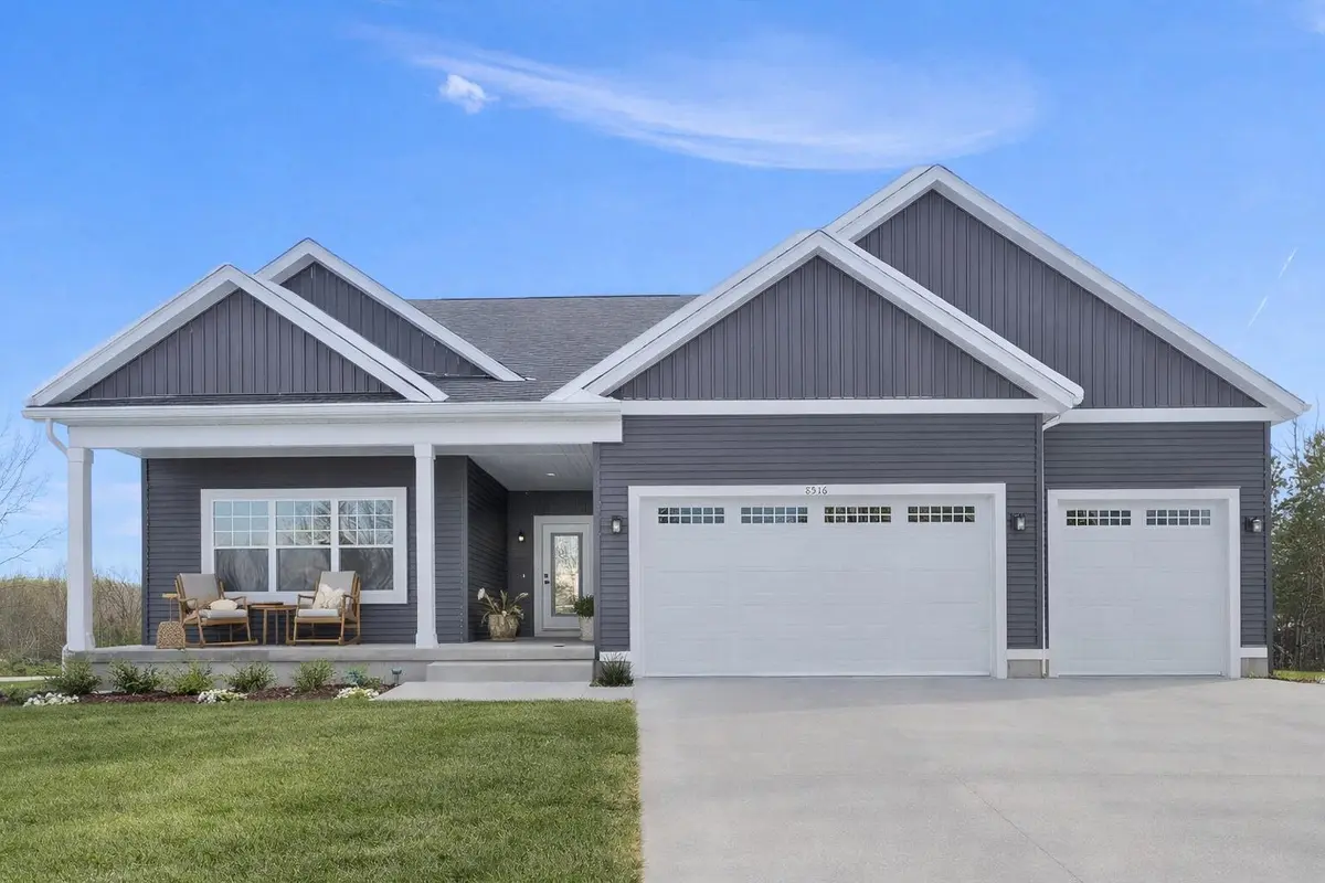 8516 Warner ST, Allendale Twp, MI 49401