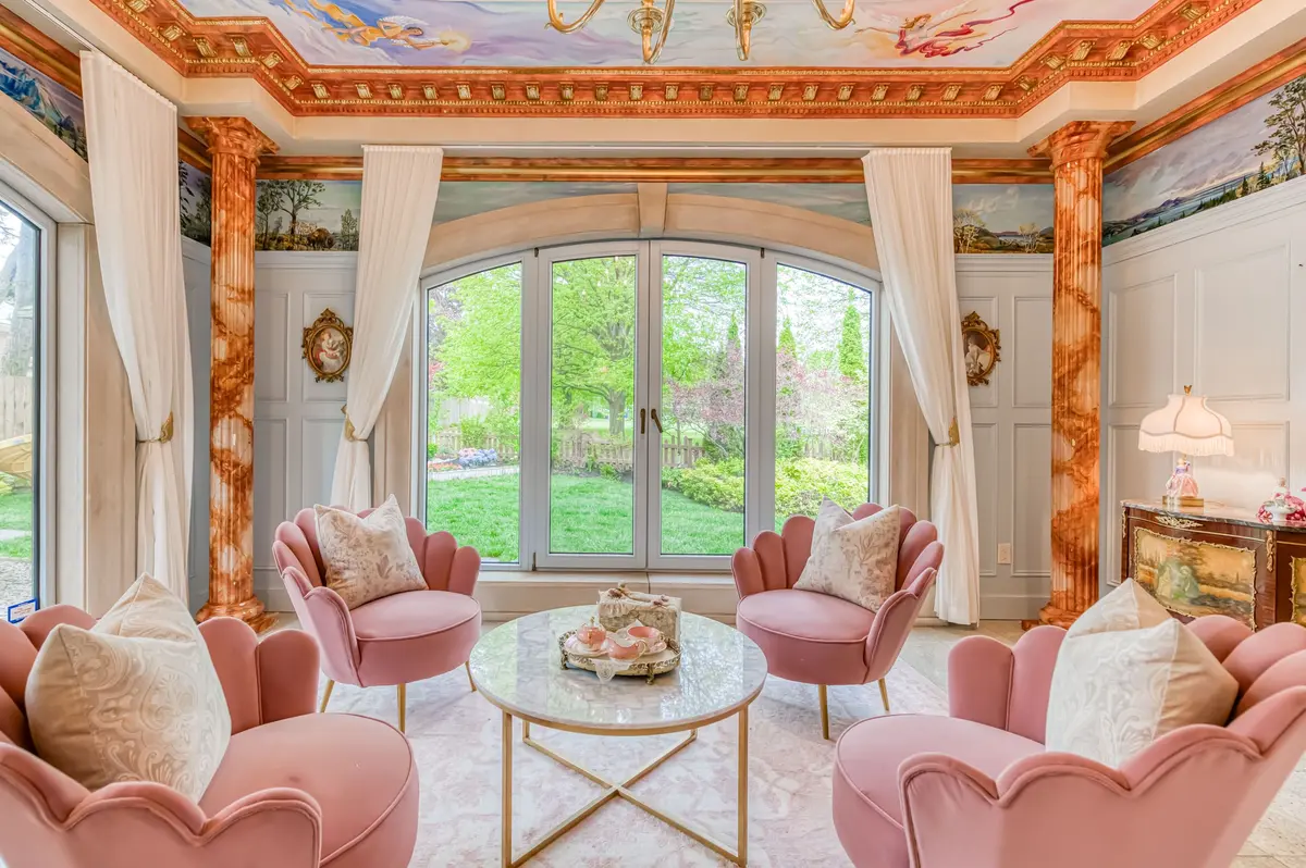 15 Lincoln Green DR, Markham, ON L3P 1R6