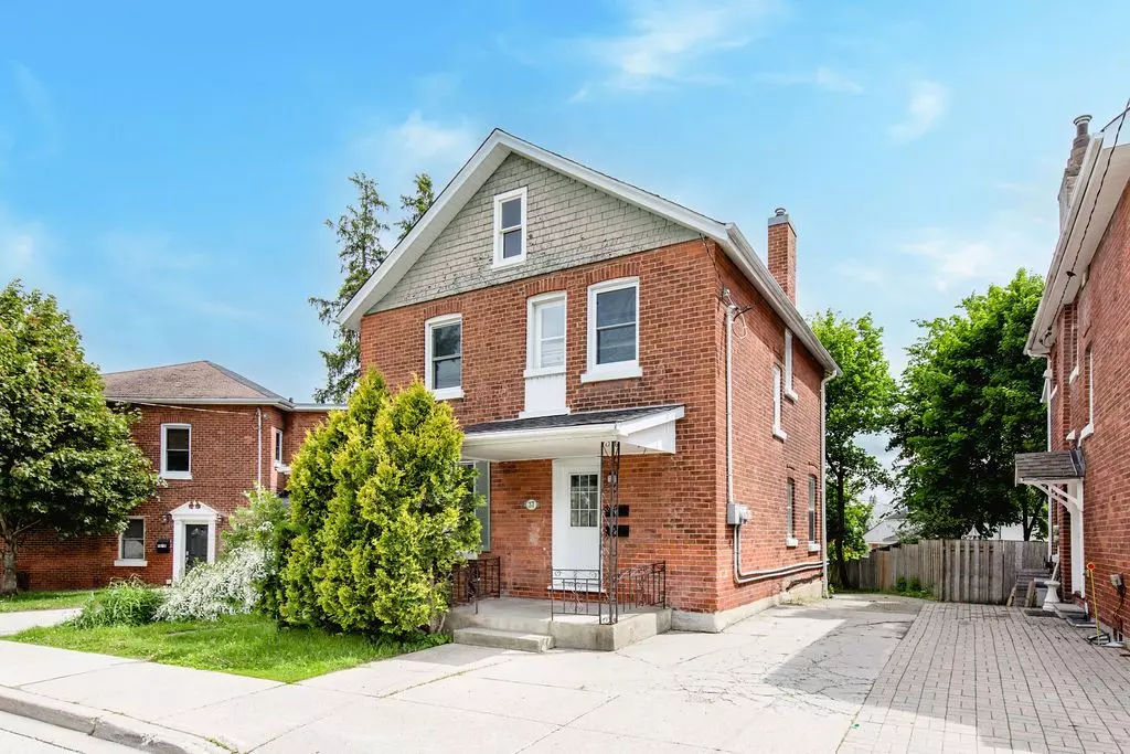 Barrie, ON L4N 1G1,37 Ross ST