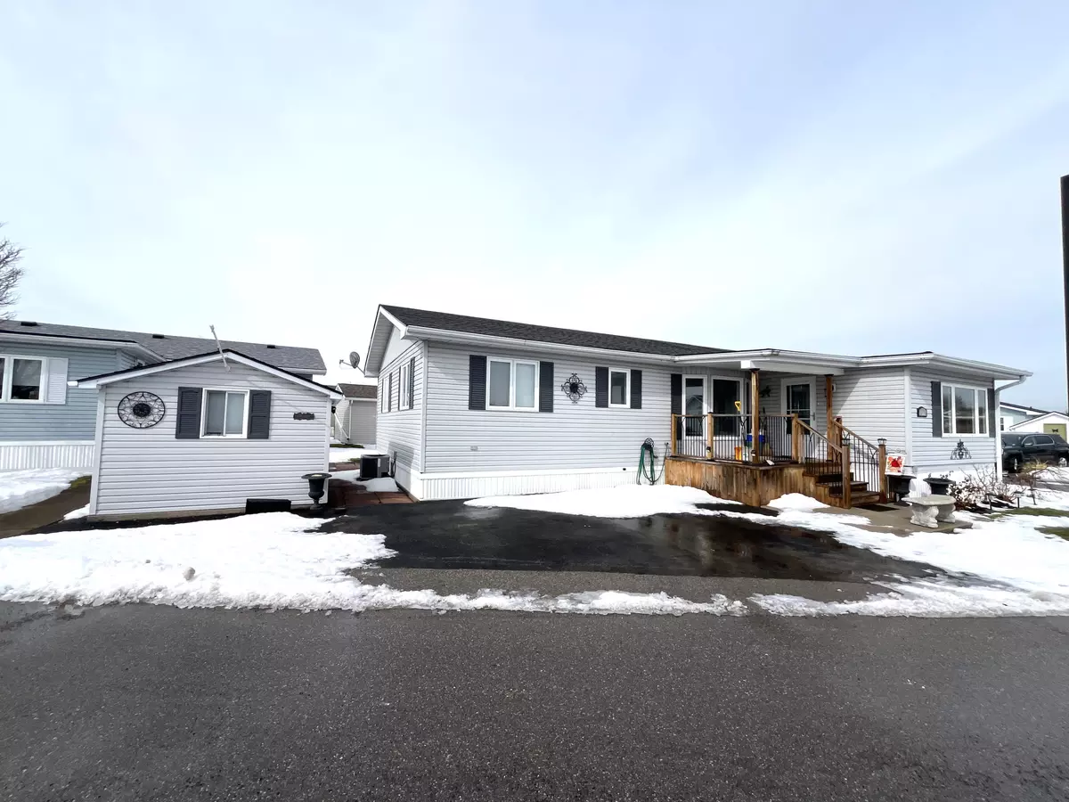 Fort Erie, ON L0S 1S1,3033 TOWNLINE RD #317