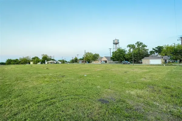 110 E Hubbard Road, Josephine, TX 75173