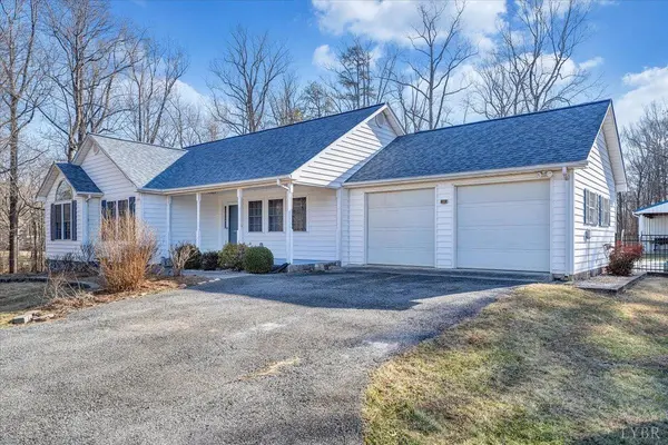 111 Donegal LN, Bedford, VA 24523