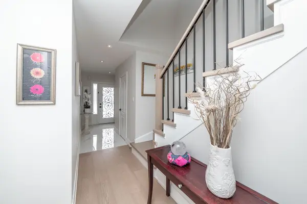 24 Christephen CRES, Richmond Hill, ON L4S 2S6