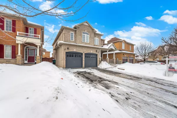 Brampton, ON L6P 1Z8,50 Long Meadow RD