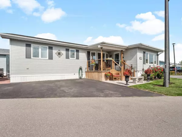 Fort Erie, ON L0S 1S1,3033 TOWNLINE RD #317