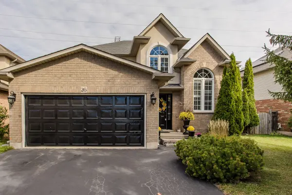 26 Grassyplain DR, Hamilton, ON L0R 1W0