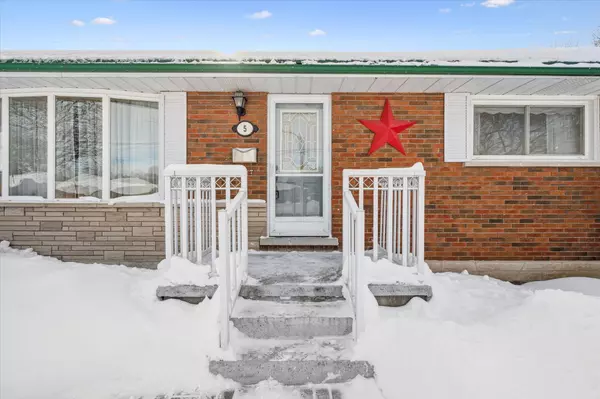 Guelph, ON N1E 2B2,5 Westoby PL