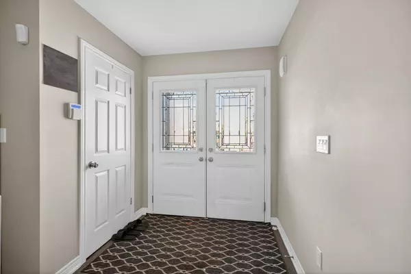 Brantford, ON N3S 4T2,205B Marlborough ST