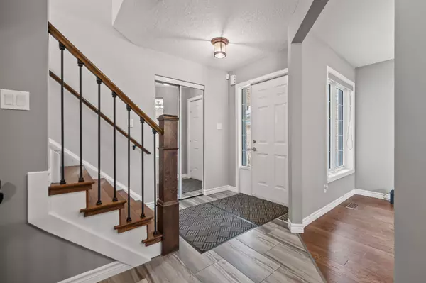 Cambridge, ON N1P 1G9,55 LILYWOOD DR