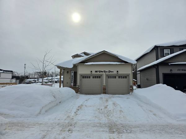 180 Wild Rose DR, Gravenhurst, ON P1P 0B4