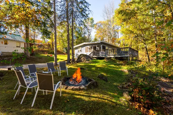 Gravenhurst, ON P0E 1G0,1161 North Kahshe Lake RD